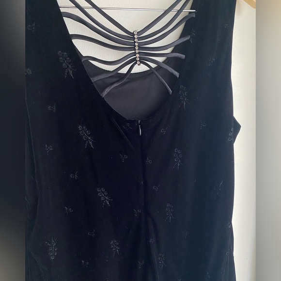 Vintage Black Velvet 90s Dress with Strappy Back Rhinestones Mini Embroidered 14 - Picture 3 of 5